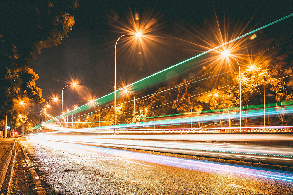 欧司朗、飞利浦、lumileds、日亚化学、特斯拉，蔚来